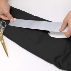 Itseliimautuva heijastinnauha