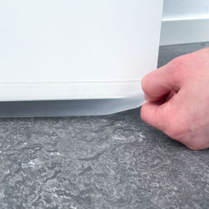 Tiivisteteippi vetoisiin oviin