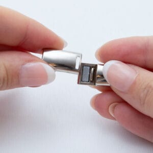 Magneettilukko kengännauhoille