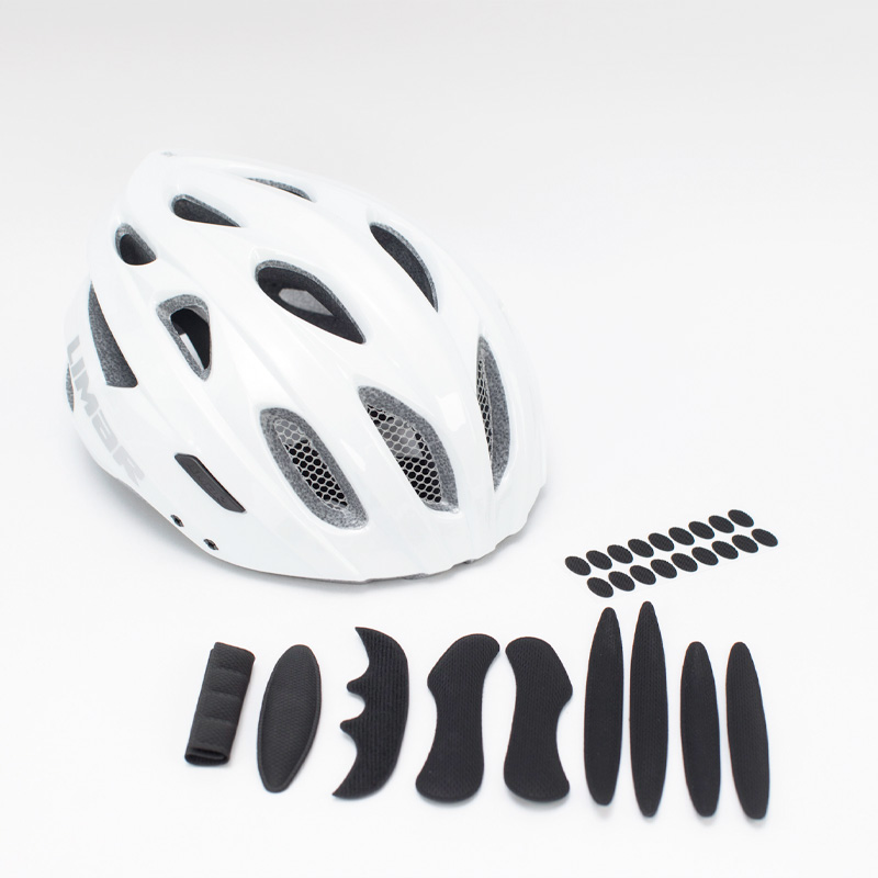 Pehmustesarja kypärään