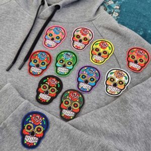 Alternative view of Sugar Skulls - Kangasmerkit