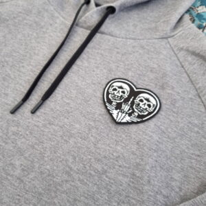 Alternative view of Skull Heart - Kangasmerkki