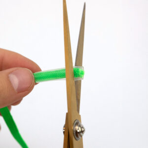 Kutistesukat kengännauhoille